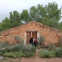 Abandoned house on the slopes of Sierra d'Irta (northeast of Torreblanca)